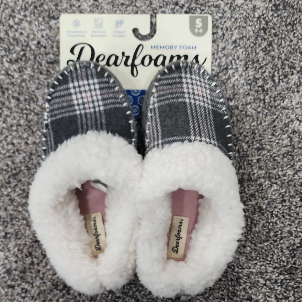 Dearfoams Womenss' Cozy Plaid Slippers - Gray and Pink